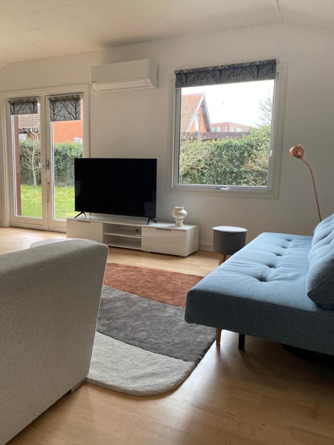 Vila Cozy House With A Graden View Herlev Exteriér fotografie